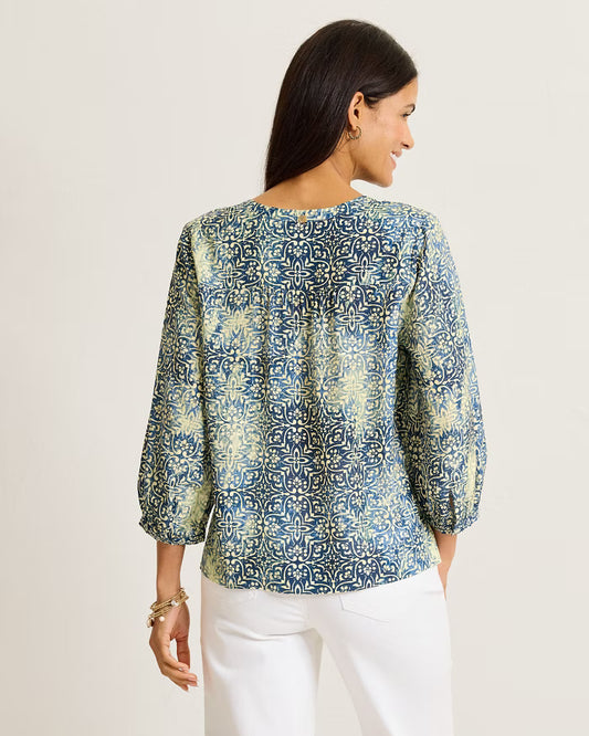 TOMMY BAHAMA MOSAIC SHORES BLOUSE