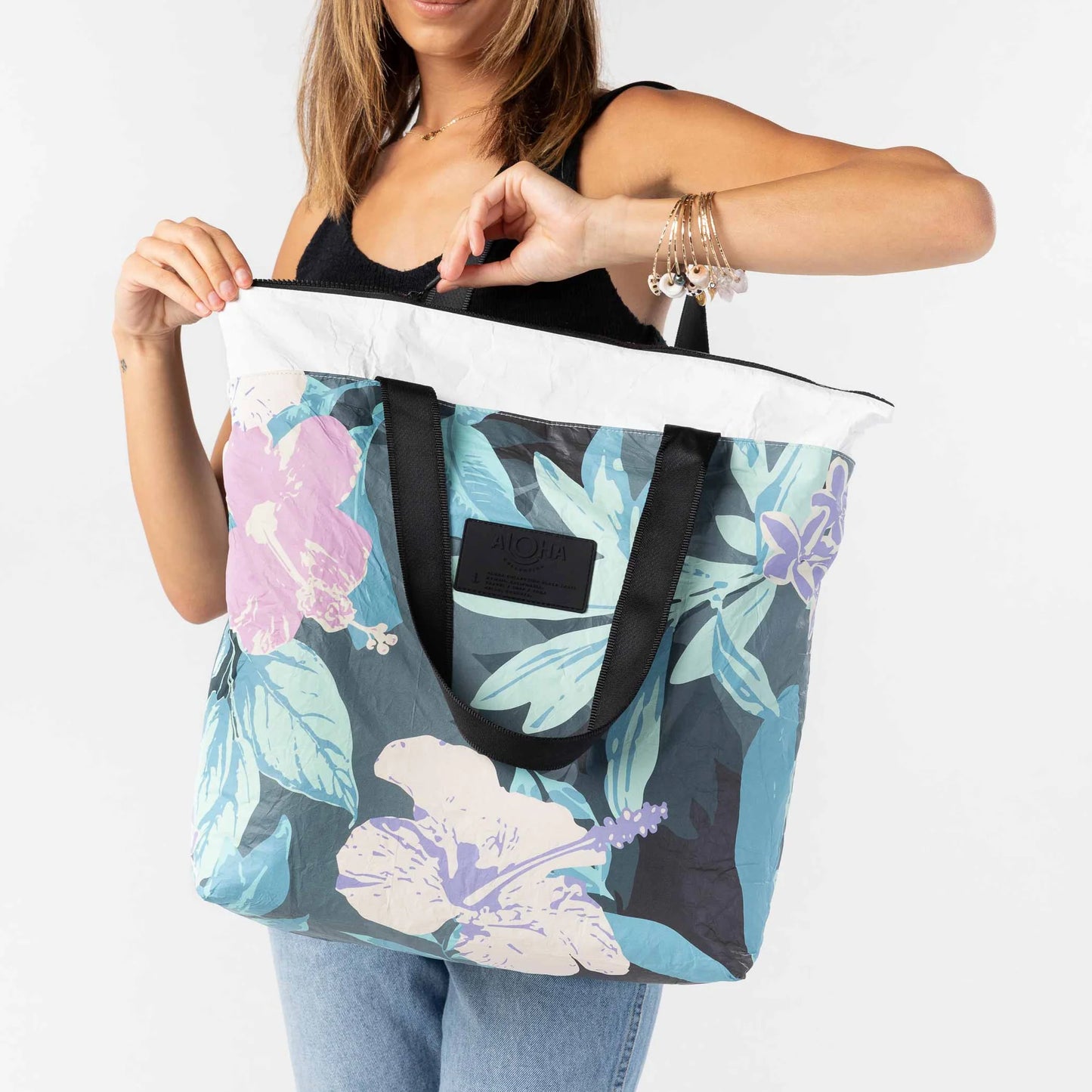 ALOHA PAU HANA DAY TRIPPER