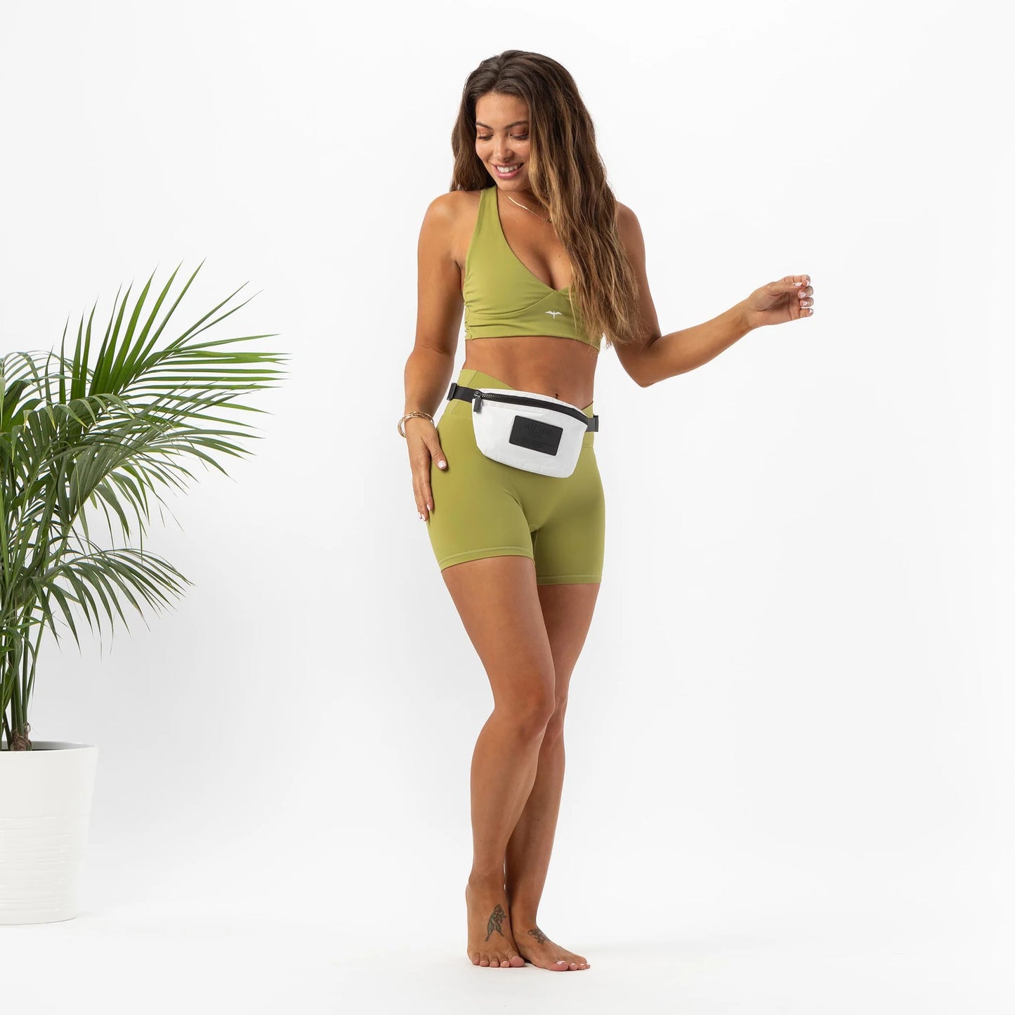 ALOHA WHITE MINI HIP PACK