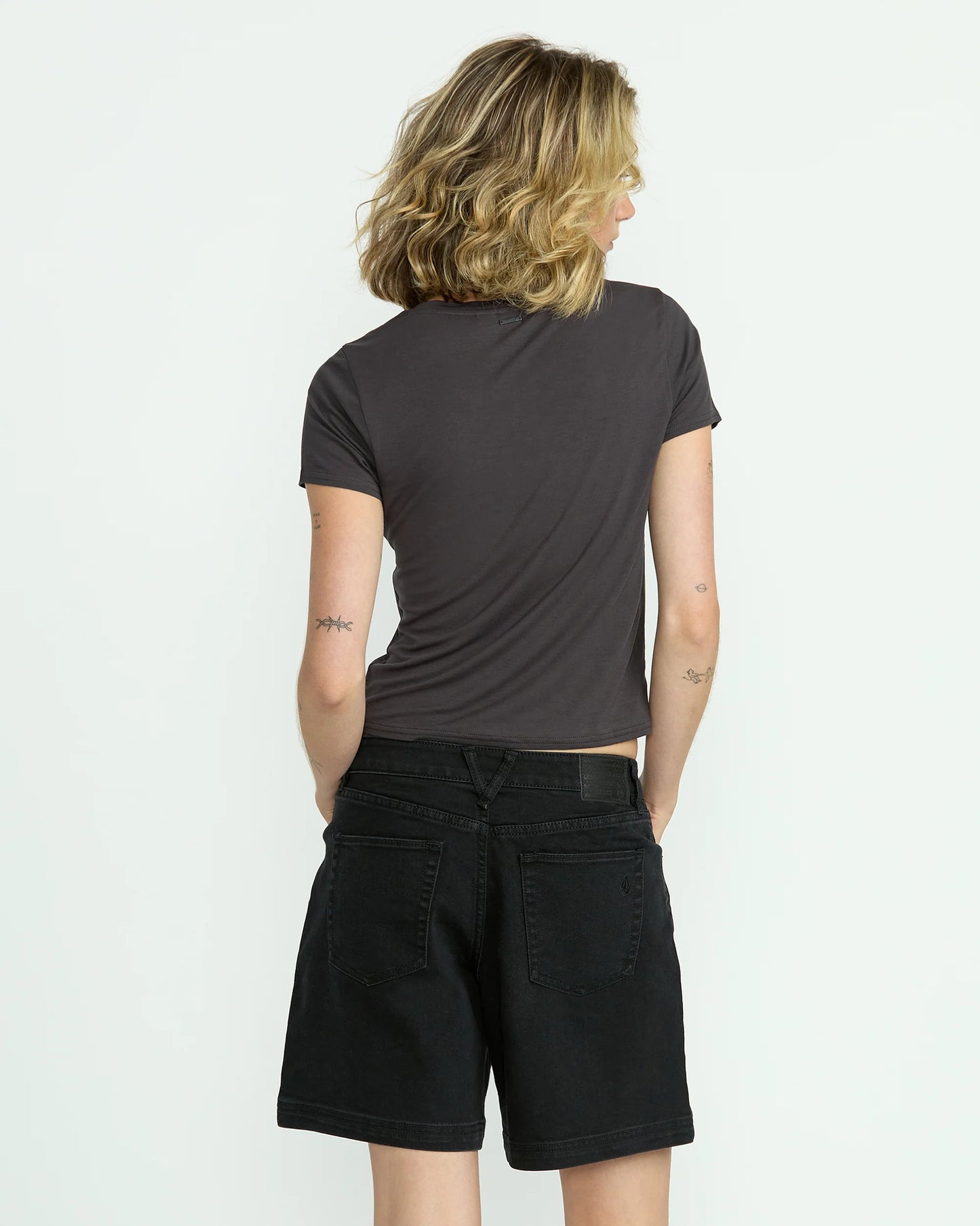 VOLCOM STRAIT UP LONG SHORTS