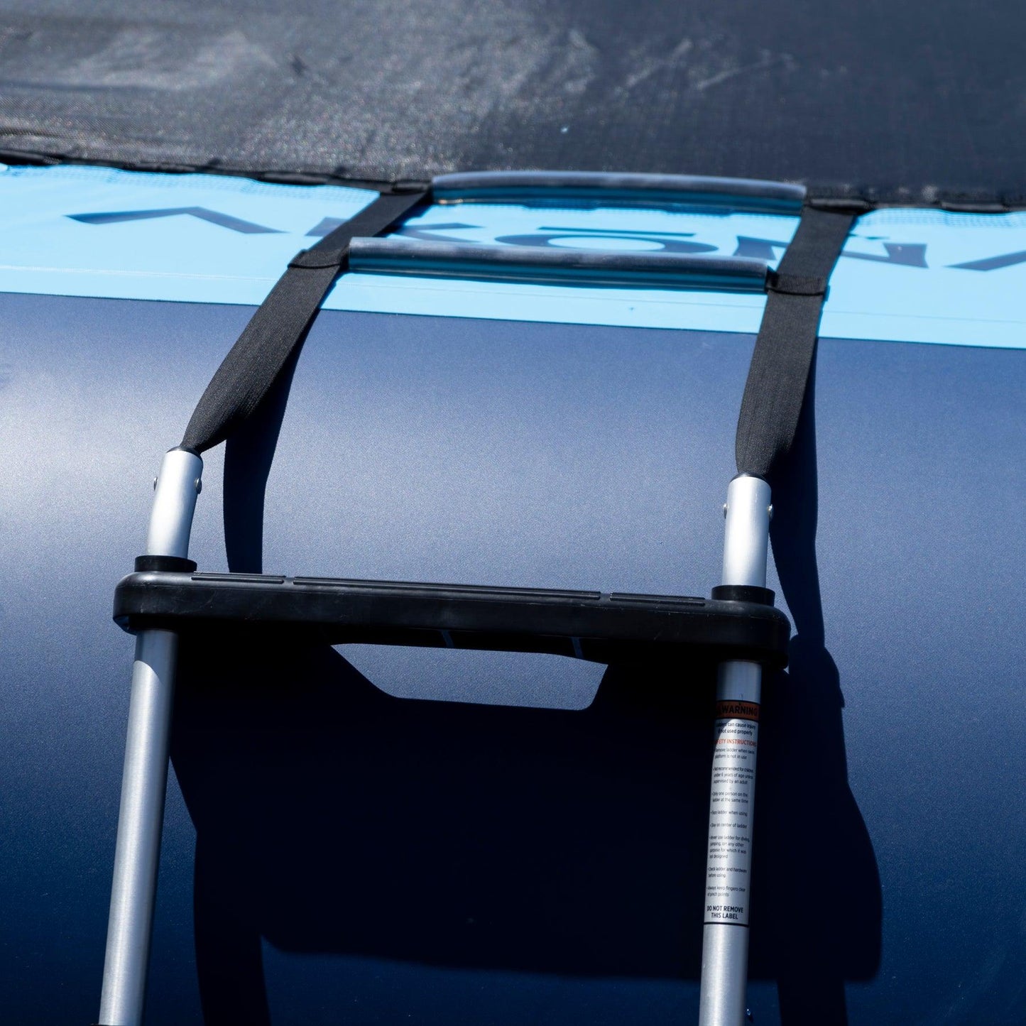 AKONA IBIZA BOUNCE PLATFORM 16' PARK - Cottage Toys - Peterborough - Ontario - Canada