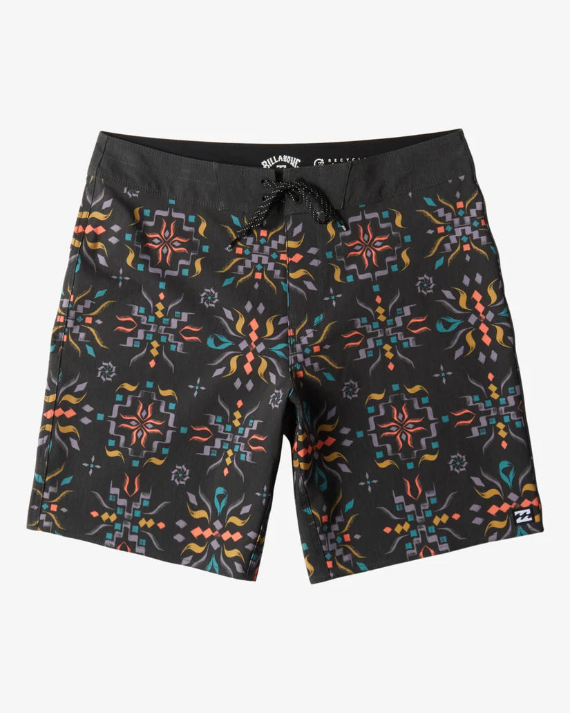 BILLABONG GOOD TIMES PRO BOARDSHORT