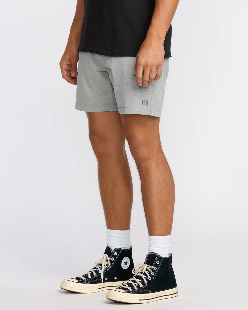 CROSSFIRE 17 SUBMERSIBLE