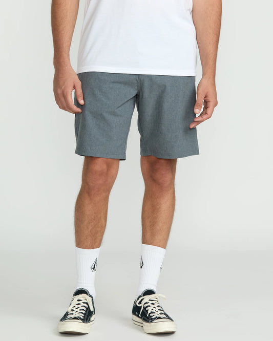 VOLCOM JOYTHRILLER HYBRID 19" SHORT