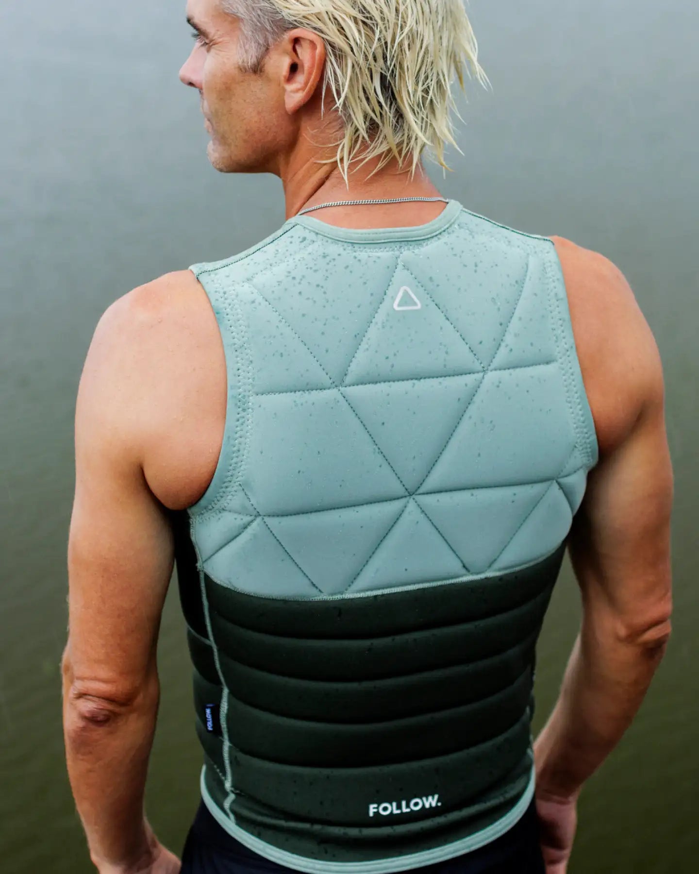 FOLLOW LOVE NOR MONEY IMPACT VEST