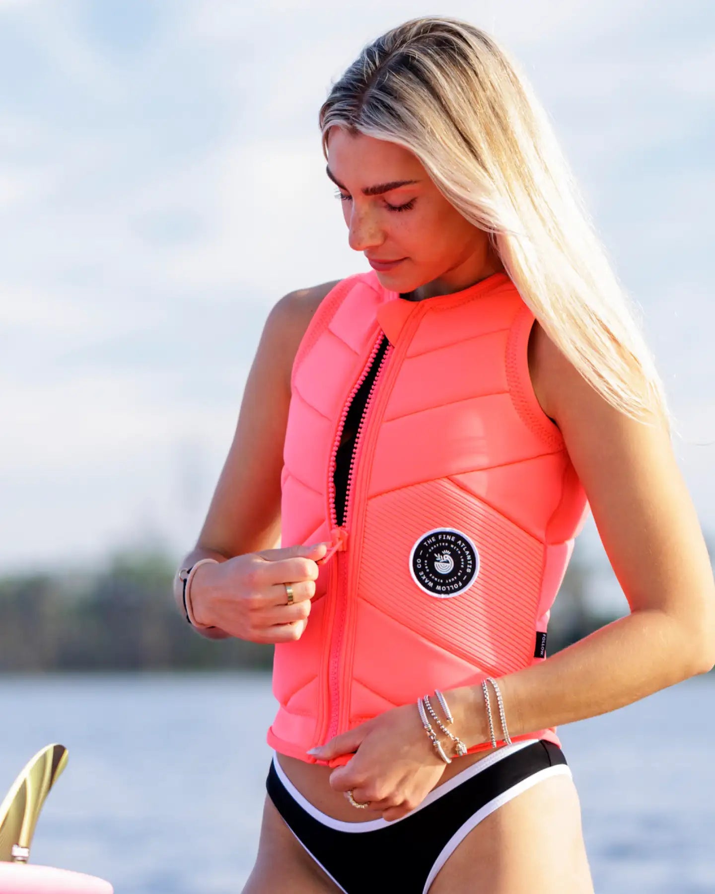FOLLOW W MEMPHIS IMPACT VEST