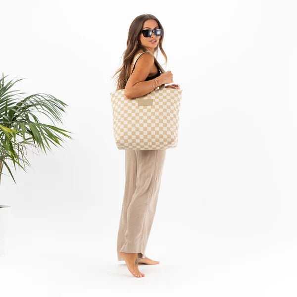 ALOHA PETITE CHECK DAY TRIPPER