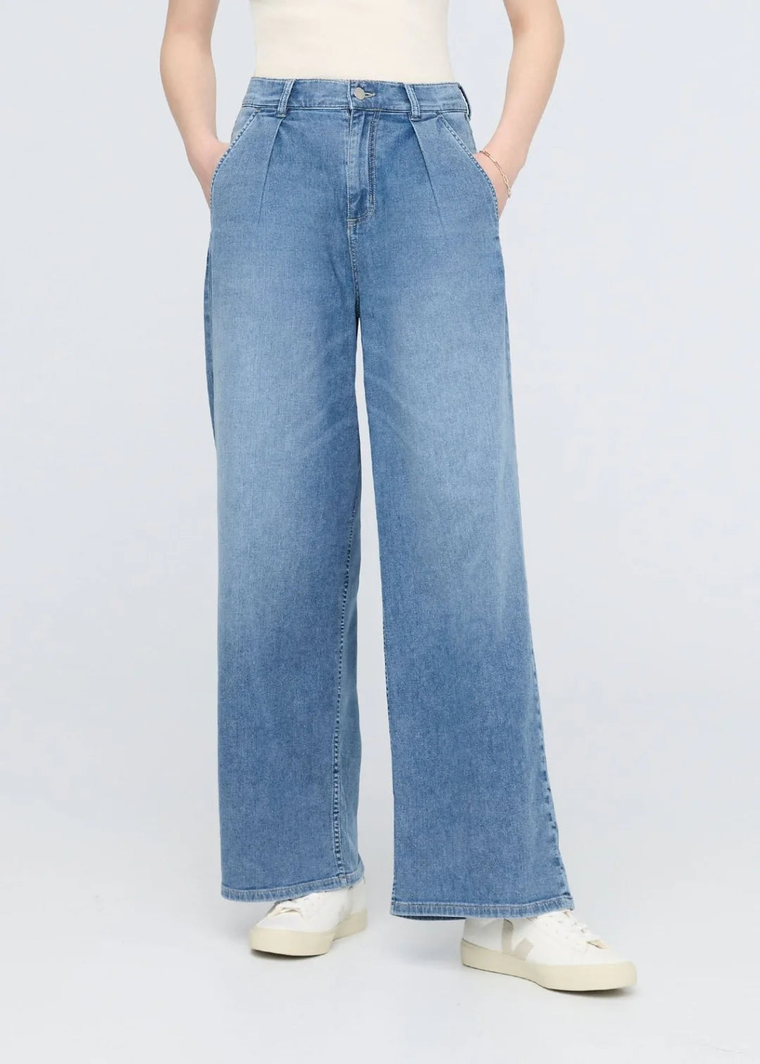DU/ER PERFORMANCE DENIM PLEAT