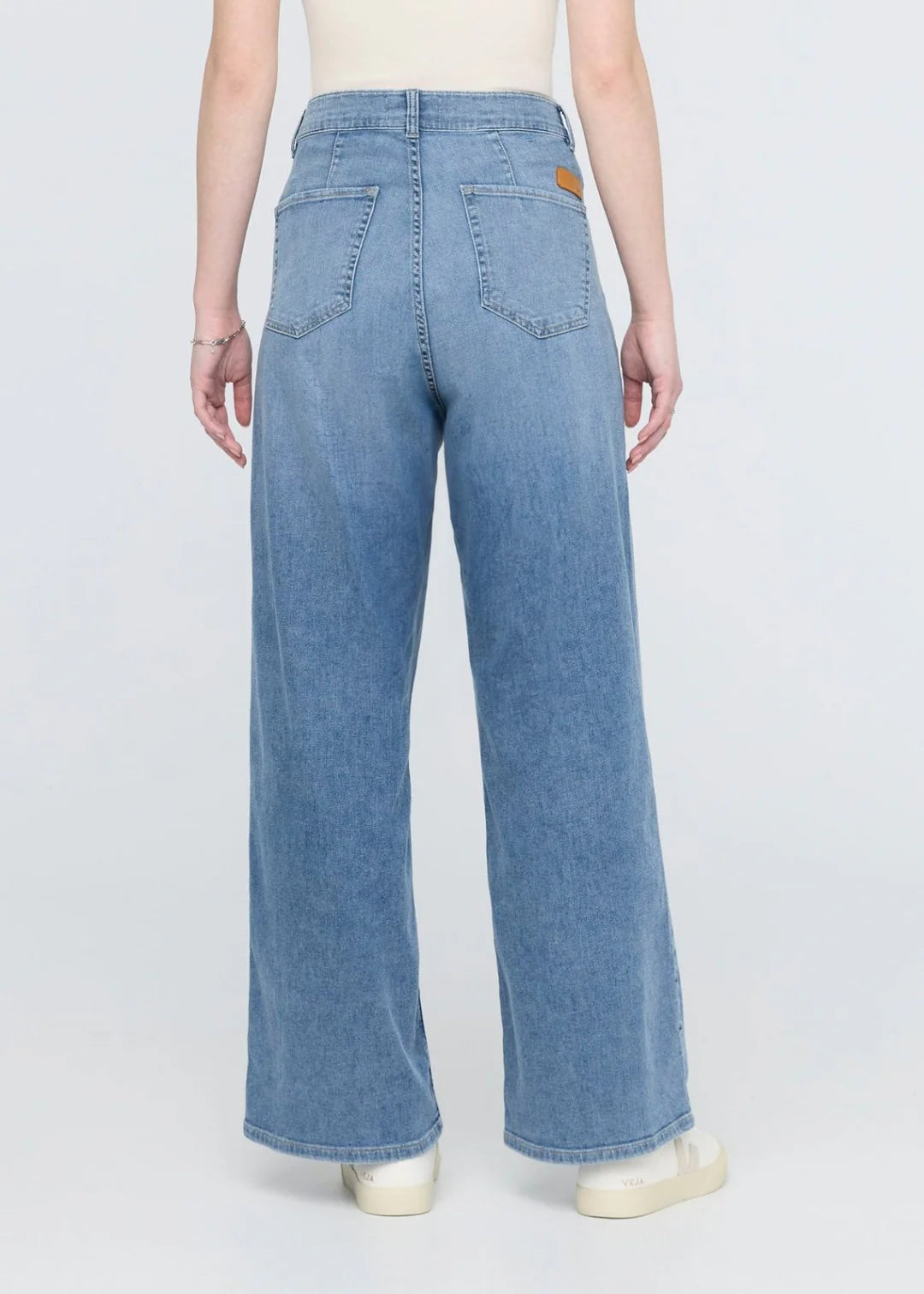 DU/ER PERFORMANCE DENIM PLEAT