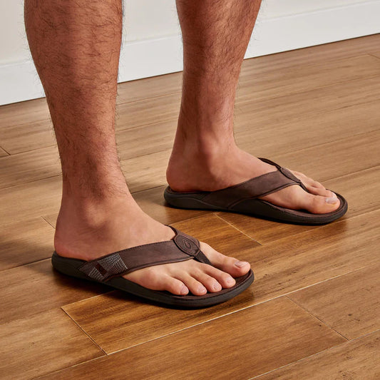 OLUKAI TUAHINE SANDALS LEATHER